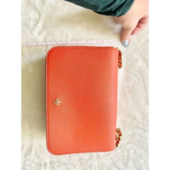 Tory Burch Emerson Adjustable Shoulder Bag - Picture 10 of 10